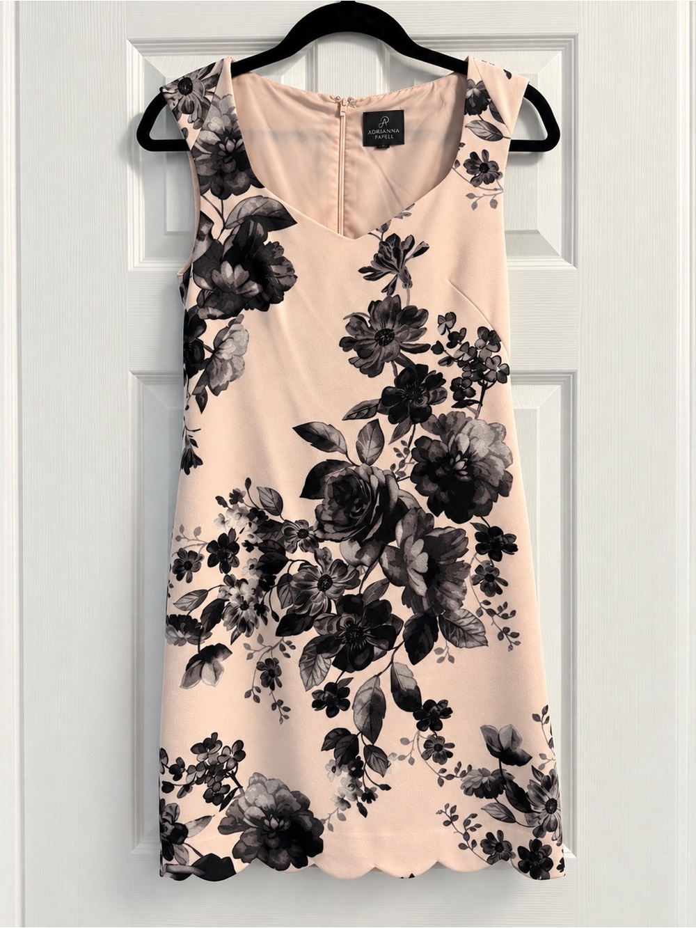 Adrianna Papell Blush Pink Dress with Black and Gray Floral Scallop Hem Size 0